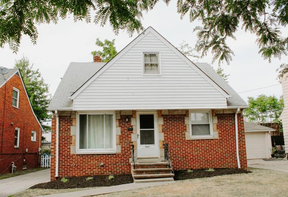Cozy House Near Lake Erie, 10 Minutes To Downtown. Cleveland Exterior photo